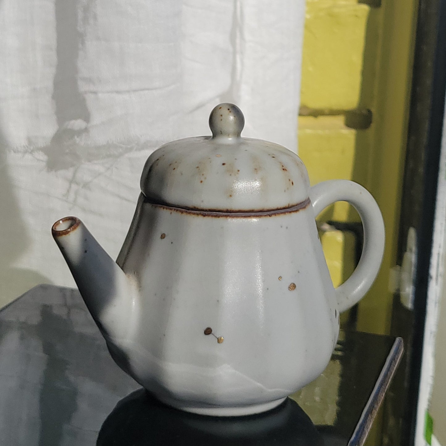 Mountain Pear Gold Fleck Ruyao Teapot 145ml