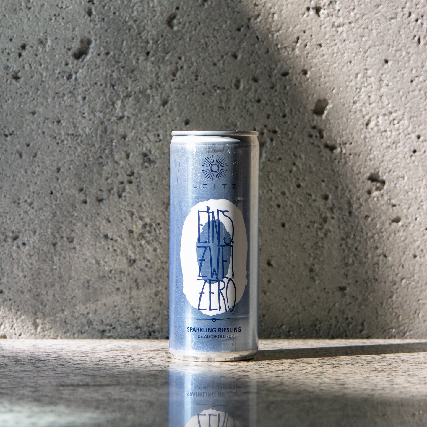 Leitz 'Eins Zwei Zero' De-alcoholised Sparkling Riesling can