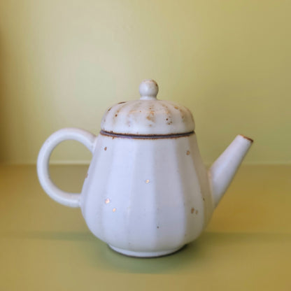 Mountain Pear Gold Fleck Ruyao Teapot 145ml