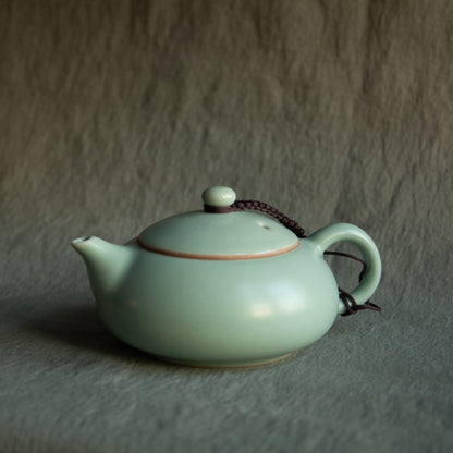 Classic Ruyao Glaze Pancake Teapot 145ml - blue/green