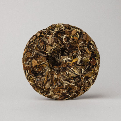 KUURA 2025 ‘Electroflowercandy' White Tea