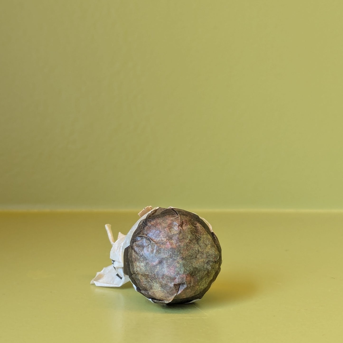 white2tea 2024 ‘Caledonia’ Ripe Pu’er Tea Ball 7g